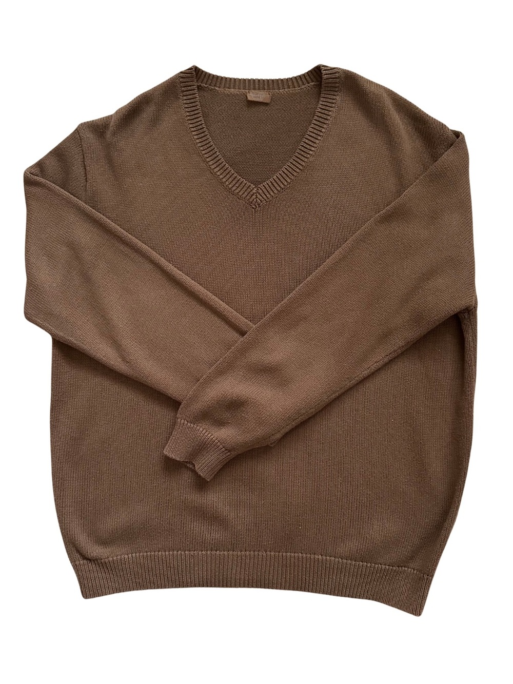 Brandy Melville Women's V-Neck Sweater in Brown